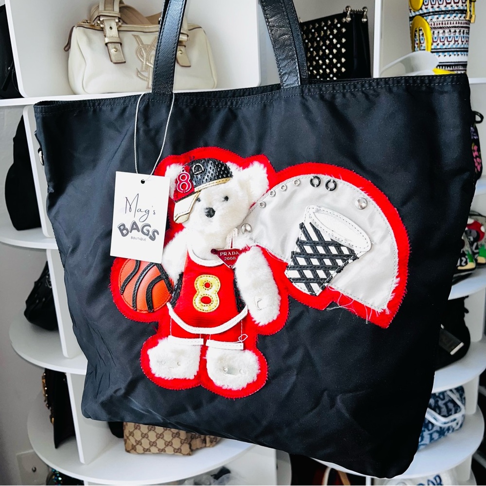 🏀 Prada: Basketball Bear Olympics Limited Edition Tote Bag - Picture 6 of 16